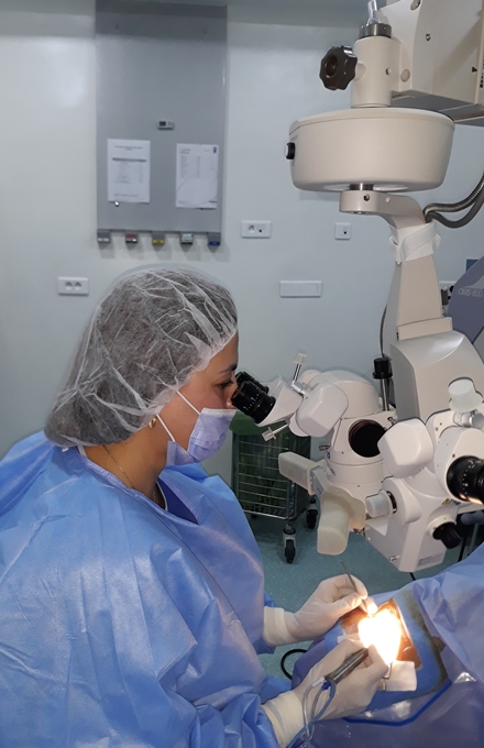 Dr Houria GHORFI Ophtalmologiste